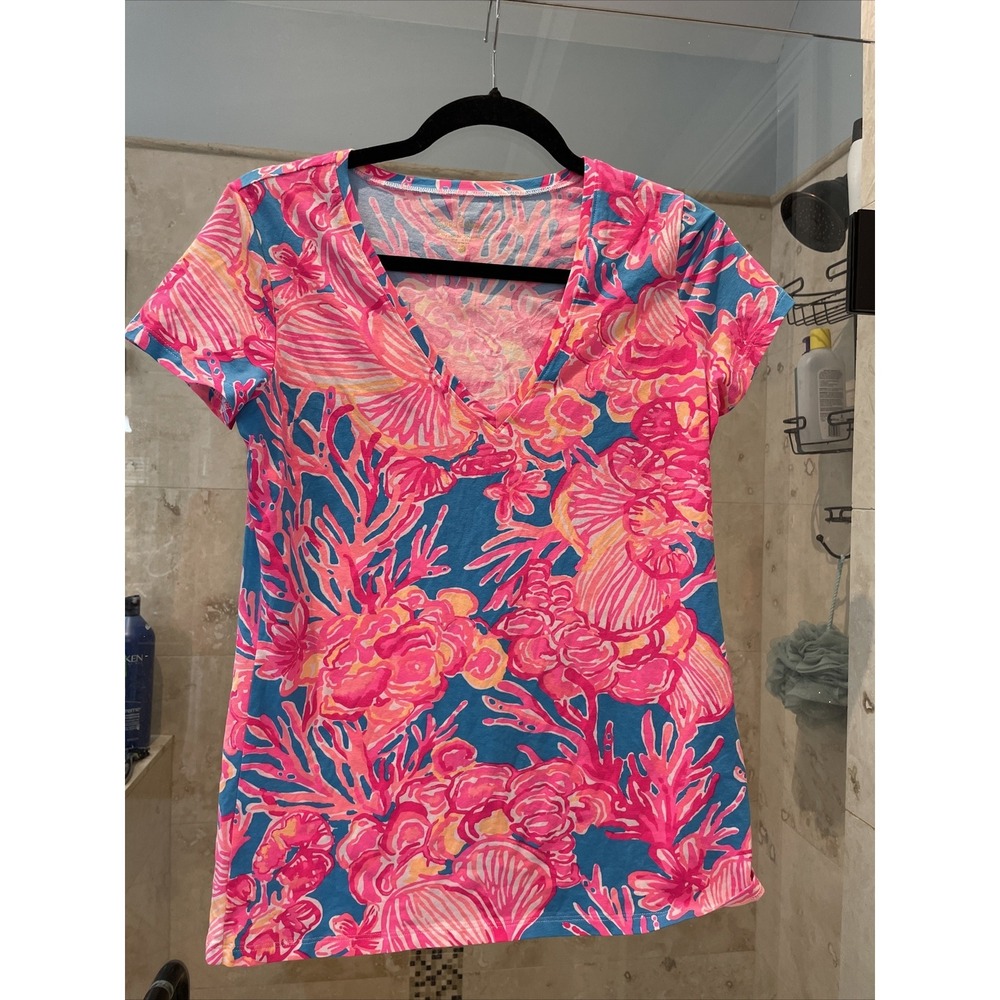 Lilly Pulitzer Michelle V-Neck Shirt Coral Lovers Brink Neon Pink Blue M